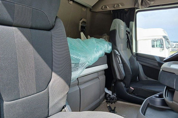 DAF XF 480 FT zdjęcie 8