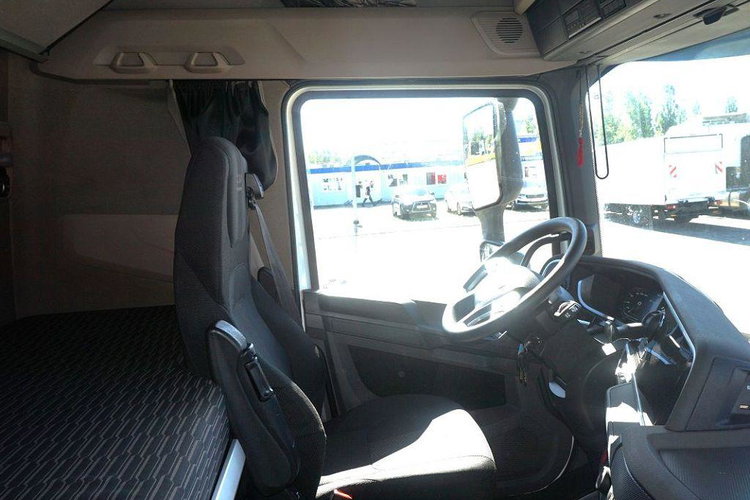 DAF XF 480 FT zdjęcie 7