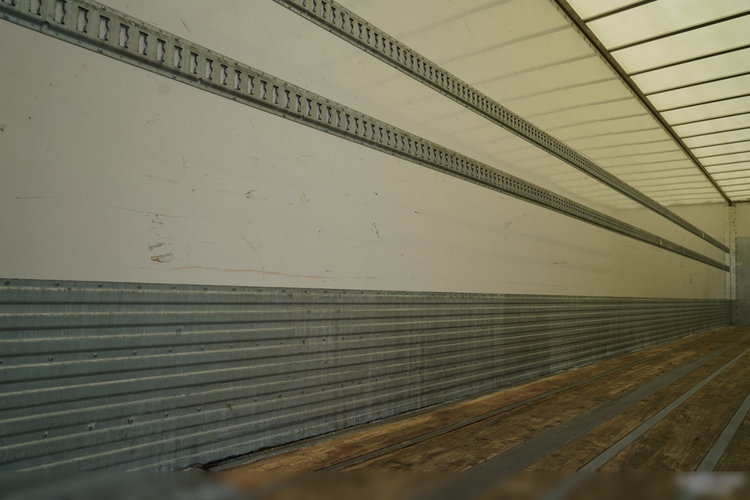 Fruehauf / KONTENER / KOFFER / OSIE SAF / 2 OSIE   / MOCNA PODŁOGA: SZYNA DESKA zdjęcie 16