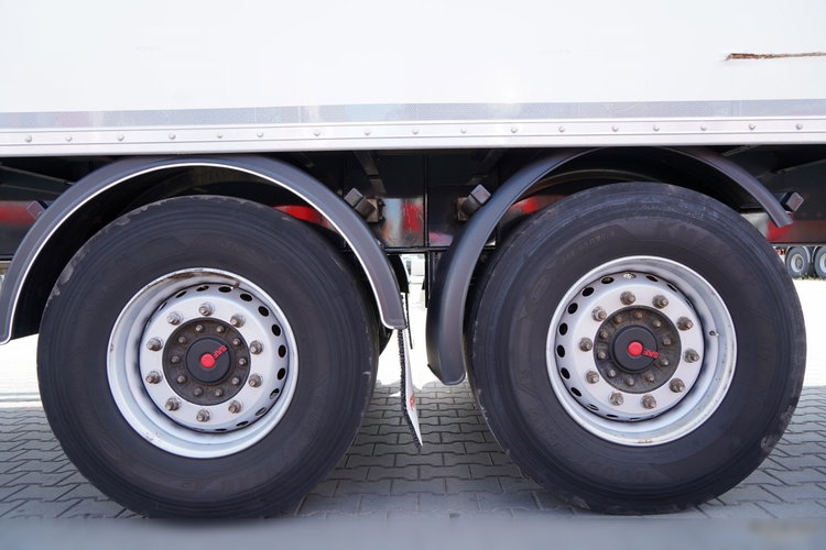 Fruehauf / KONTENER / KOFFER / 2 OSIE / SAF / 2021 ROK / BARDZO MOCNA PODŁOGA: SZYNA-DESKA / ROLETA  zdjęcie 17