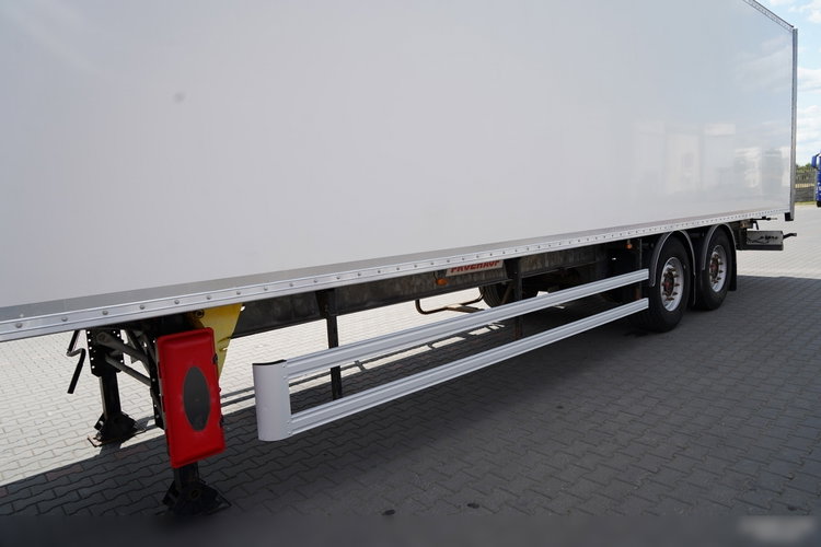 Fruehauf / KONTENER / KOFFER / 2 OSIE / SAF / 2020 ROK / BARDZO MOCNA PODŁOGA: SZYNA-DESKA  zdjęcie 10