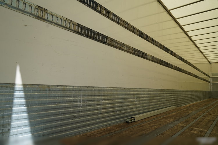 Fruehauf / KONTENER / KOFFER / 2 OSIE / SAF / 2020 ROK / BARDZO MOCNA PODŁOGA: SZYNA-DESKA  zdjęcie 16