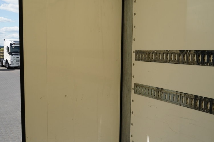 Fruehauf / KONTENER / KOFFER / 2 OSIE / SAF / 2020 ROK / BARDZO MOCNA PODŁOGA: SZYNA-DESKA  zdjęcie 20