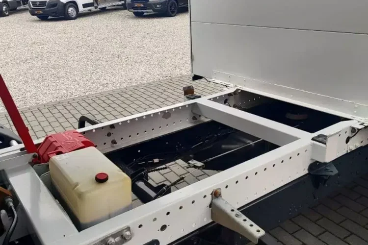 Iveco Daily zdjęcie 16