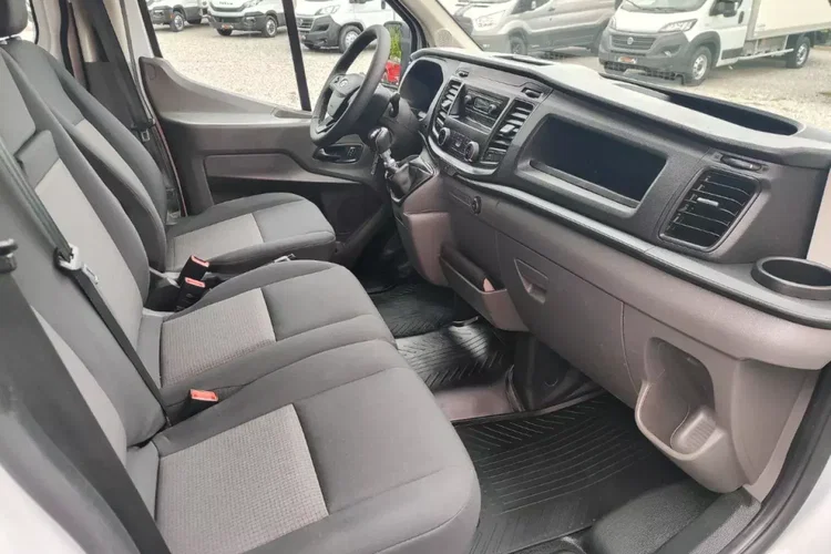Ford Transit zdjęcie 17