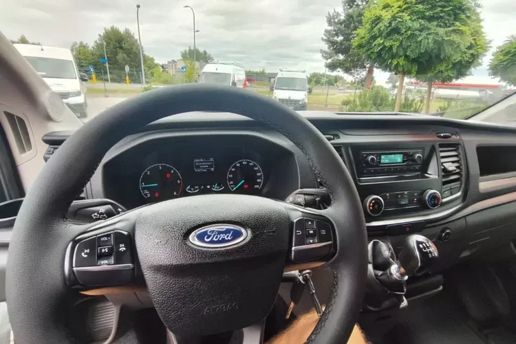 Ford Transit zdjęcie 22