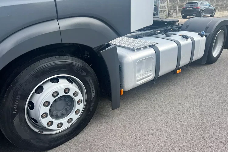 Mercedes ACTROS L prokontraktowy zdjęcie 12