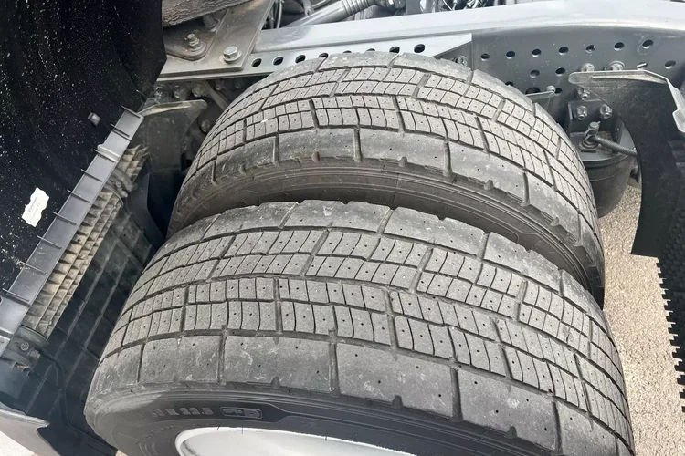 Mercedes ACTROS L prokontraktowy zdjęcie 18