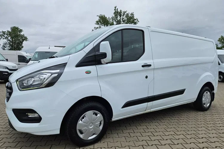 Ford transit-custom L2H1 59900zł NETTO 2.0TdCi/170KM zdjęcie 4