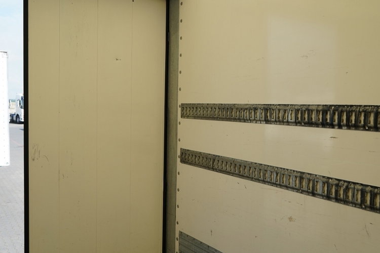 Fruehauf / KONTENER / KOFFER / 2 OSIE / SAF / BARDZO MOCNA PODŁOGA: SZYNA-DESKA zdjęcie 20