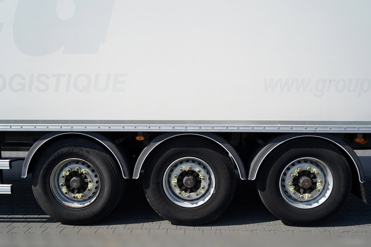 Fruehauf /  IZOTERMA / KONTENER / KOFFER /  BARDZO MOCNA PODŁOGA : SZYNA-DESKA  zdjęcie 22