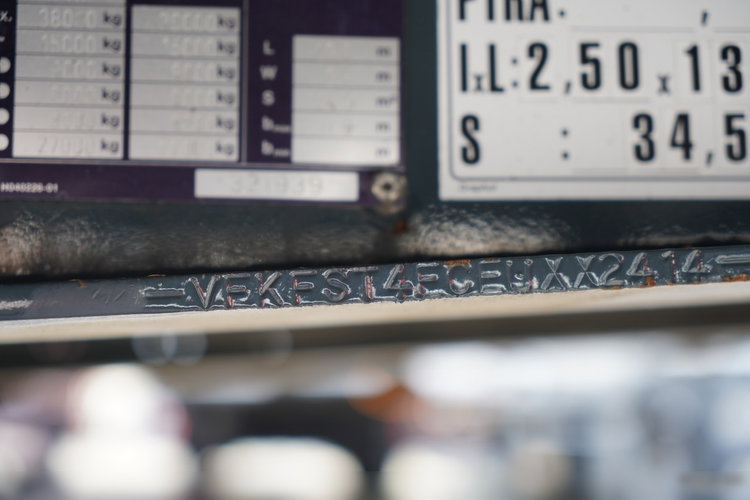 Fruehauf /  IZOTERMA / KONTENER / KOFFER /  BARDZO MOCNA PODŁOGA : SZYNA-DESKA  zdjęcie 28