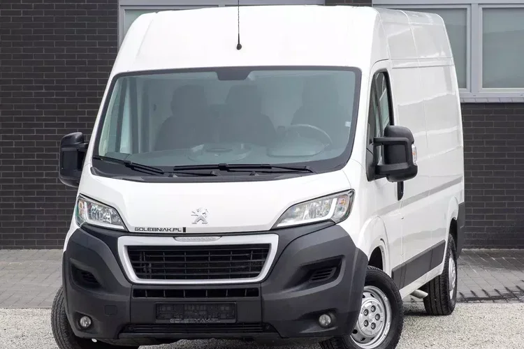 Peugeot Boxer L2H2 ŚREDNI 2.2 BlueHDI PREMIUM zdjęcie 1