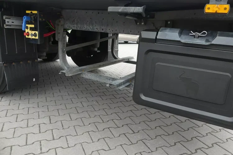 Schmitz CHŁODNIA / DOPPELSTOCK / 6900 mth / IDEALNY STAN / zdjęcie 13