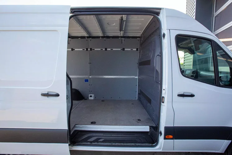 Mercedes Sprinter L2H2 317 CDI ŚREDNI zdjęcie 16