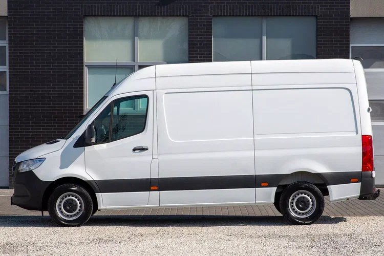 Mercedes Sprinter L2H2 317 CDI ŚREDNI zdjęcie 12