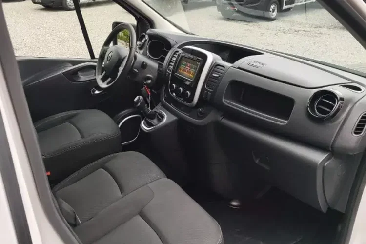 Renault Trafic zdjęcie 11