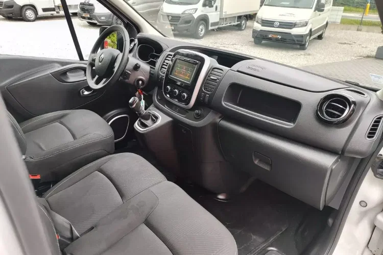 Renault Trafic zdjęcie 12