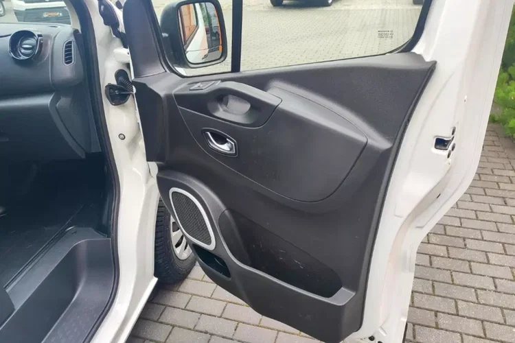 Renault Trafic zdjęcie 14