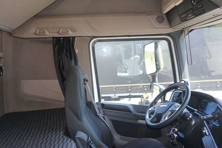 DAF XF 480 FT zdjęcie 9