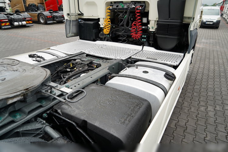 DAF XF 480 / SPACE CAB / KLIMA POSTOJOWA / SPROWADZONY / PO KONTRAKCIE SERWISOWYM zdjęcie 17