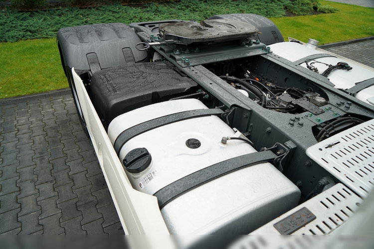 DAF XF 480 / SPACE CAB / KLIMA POSTOJOWA / SPROWADZONY / PO KONTRAKCIE SERWISOWYM zdjęcie 18