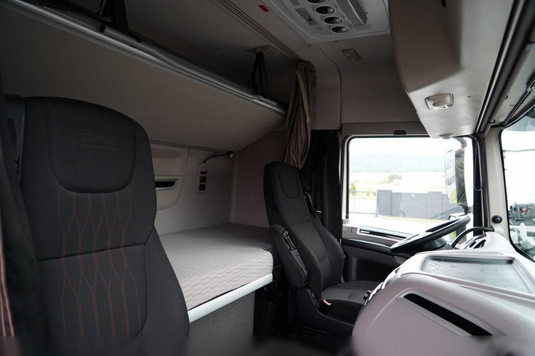 DAF XF 480 / SPACE CAB / KLIMA POSTOJOWA / SPROWADZONY / PO KONTRAKCIE SERWISOWYM zdjęcie 36