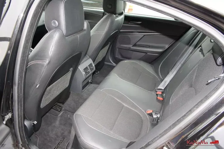 Jaguar xe zdjęcie 14