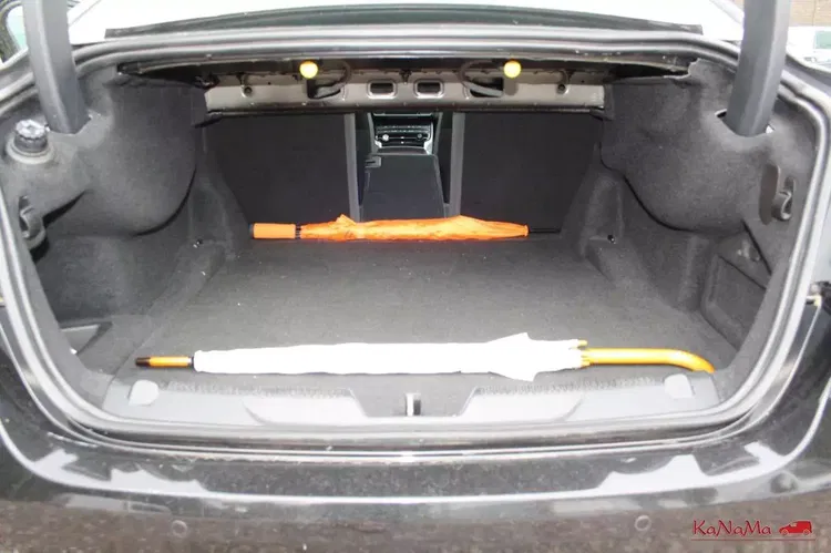 Jaguar xe zdjęcie 16