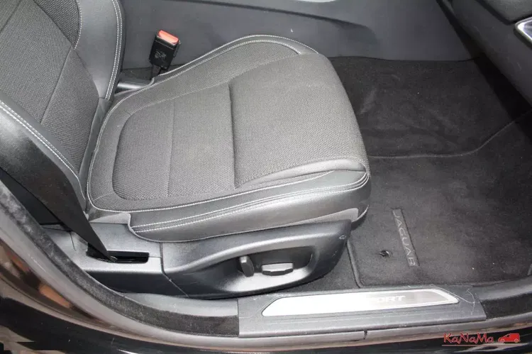 Jaguar xe zdjęcie 20