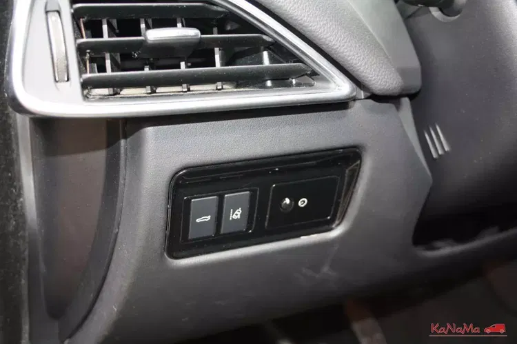 Jaguar xe zdjęcie 24