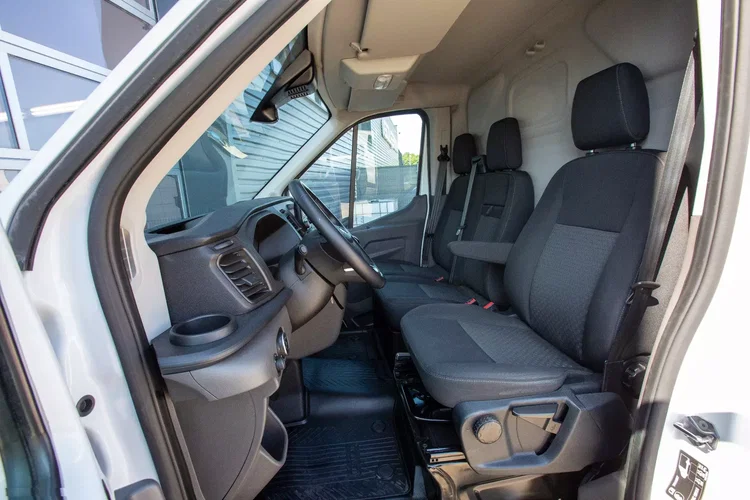 Ford Transit 170KM L4H3 Furgon TREND BUSINESS zdjęcie 28