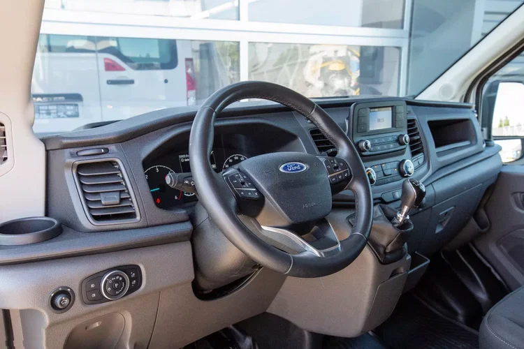 Ford Transit 170KM L4H3 Furgon TREND BUSINESS zdjęcie 29
