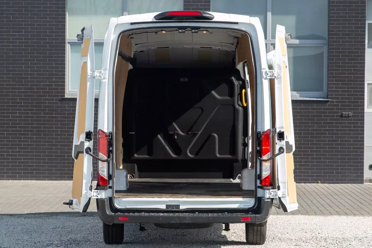 Ford Transit 170KM L4H3 Furgon TREND BUSINESS zdjęcie 24