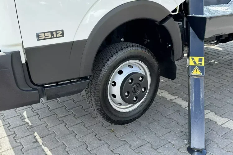 Nissan Cabstar zdjęcie 33