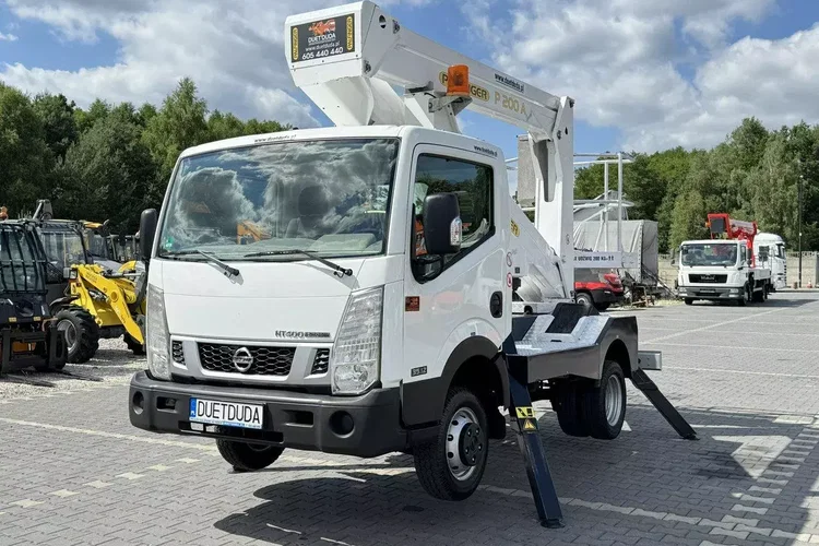 Nissan Cabstar zdjęcie 36