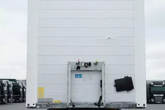 Schmitz IZOTERMA / DOPPELSTOCK / ROLETA / OŚ PODNOSZONA zdjęcie 7