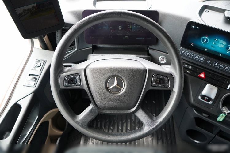 Mercedes ACTROS 1845 / MP5 / BIG SPACE / PO KONTRAKCIE SERWISOWYM zdjęcie 31