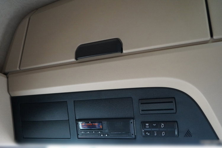 Mercedes ACTROS 1845 / MP5 / BIG SPACE / PO KONTRAKCIE SERWISOWYM zdjęcie 36