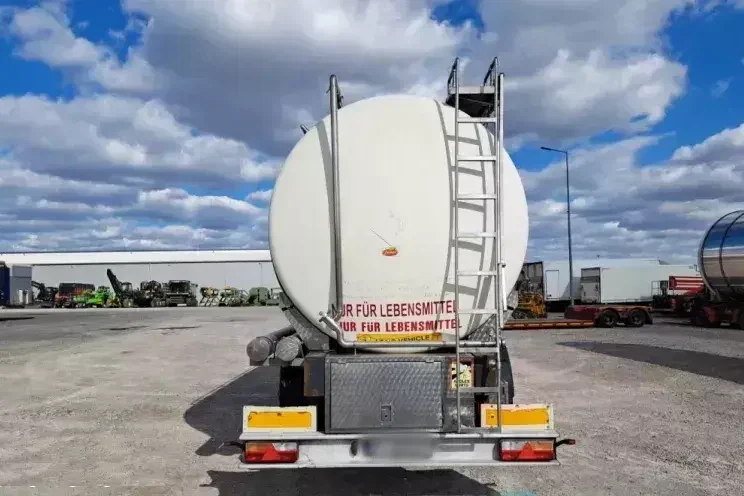 Cysterna spożywcza Wielton NS3D 36 t / 3 komory Num. ref.: 233791 zdjęcie 3