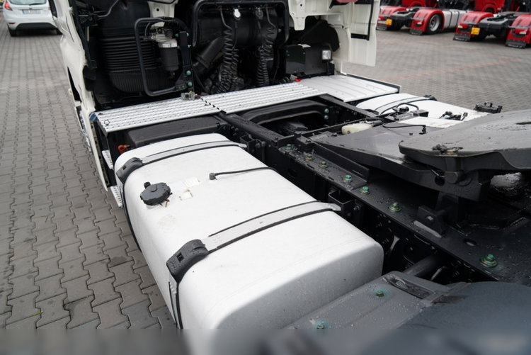 MAN TGX 18.470 / LOW DECK / MEGA / XXL / REGULOWANE SIODŁO / 2020 ROK / NAVI / SPROWADZONY / PO KONTRAKCIE SERWISOWYM zdjęcie 12