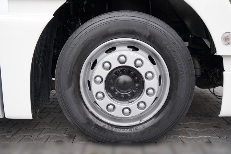 MAN TGX 18.470 / LOW DECK / MEGA / XXL / REGULOWANE SIODŁO / 2020 ROK / NAVI / SPROWADZONY / PO KONTRAKCIE SERWISOWYM zdjęcie 18