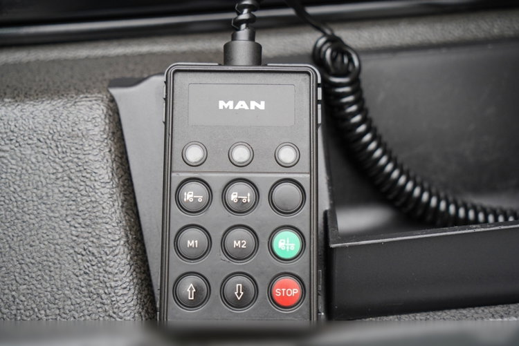 MAN TGX 18.470 / LOW DECK / MEGA / XXL / REGULOWANE SIODŁO / 2020 ROK / NAVI / SPROWADZONY / PO KONTRAKCIE SERWISOWYM zdjęcie 22