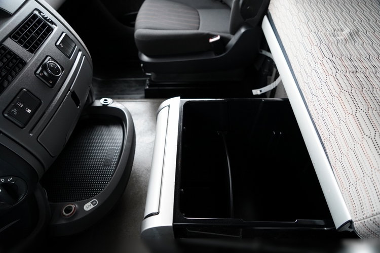 DAF XF 480 / SPACE CAB / PO KONTRAKCIE SERWISOWYM / SPROWADZONY  zdjęcie 27