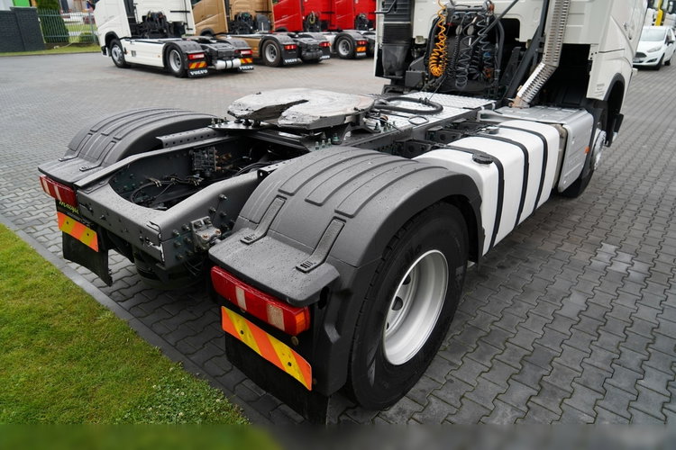 Volvo FH 460 / HYDRAULIKA / NISKA KABINA / SPROWADZONY / PO KONTRAKCIE SERWISOWYM zdjęcie 16