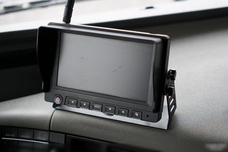 Volvo FH 460 / HYDRAULIKA / NISKA KABINA / SPROWADZONY / PO KONTRAKCIE SERWISOWYM zdjęcie 32