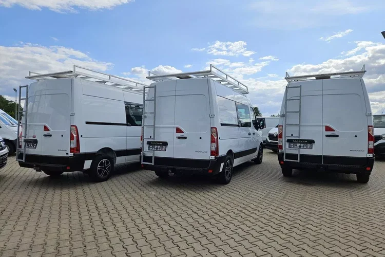 Renault Master L2H2 84999zł Netto Brygadówka 6 osób 2.3 dCi/150KM zdjęcie 4