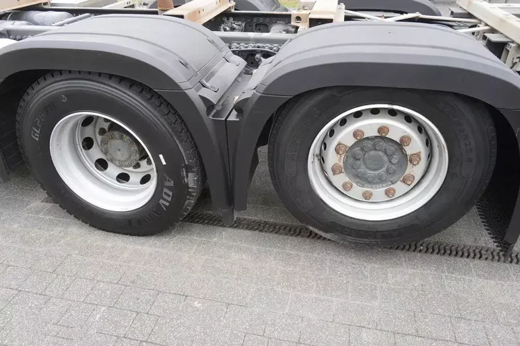 Mercedes-Benz Actros 2545 MP5 / Kabina BIG / BDF zdjęcie 10