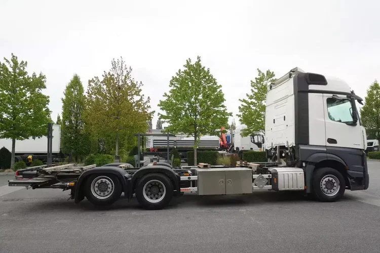 Mercedes-Benz Actros 2545 MP5 / Kabina BIG / BDF zdjęcie 5