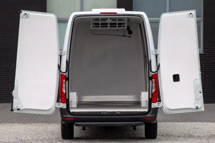 Mercedes Sprinter L2H2 CHŁODNIA 314 CDI Silnik 2.2 zdjęcie 18